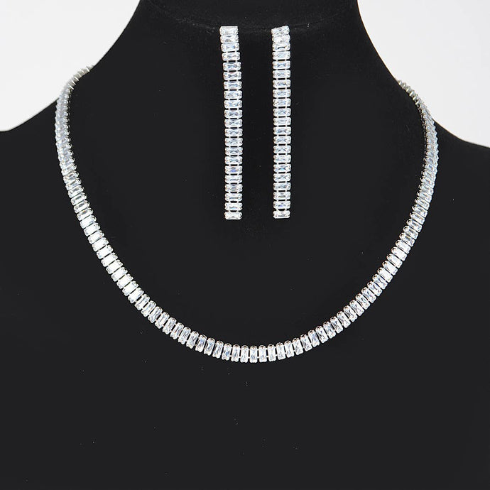 Silver Stone Necklace Set