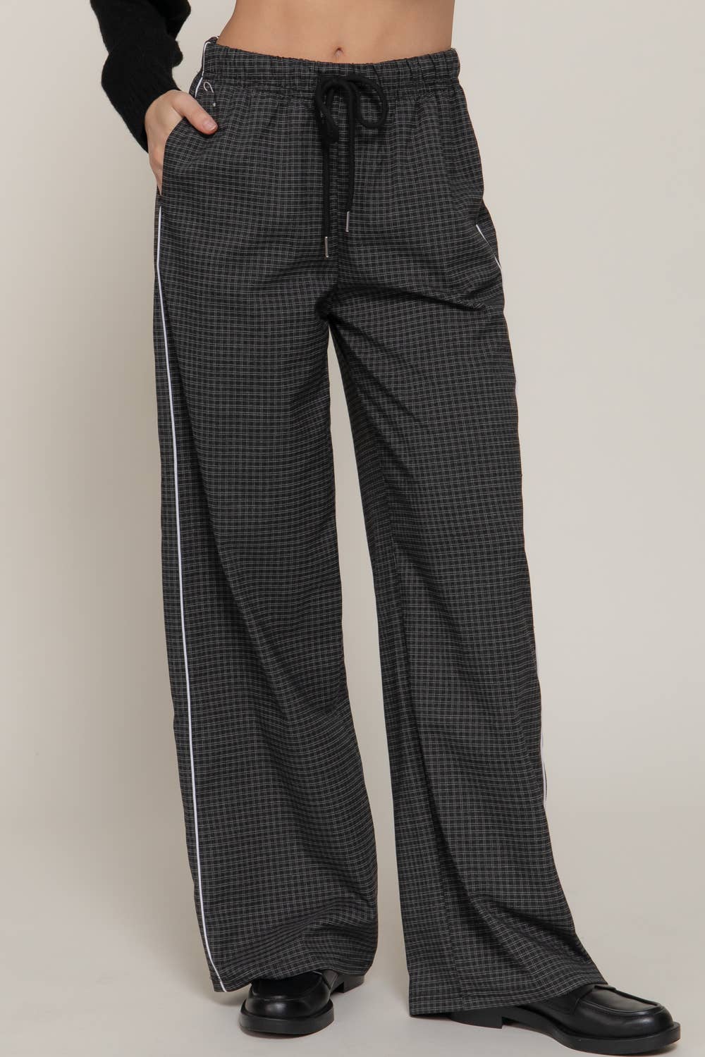 Black Waist Band with String Check Woven Long Pants