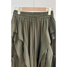 X9932CP Ruffle Cargo Wide-Leg Pants: BLACK / M