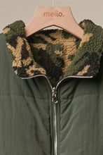 Green Reversible Lined Puffer Vest with Zip Front