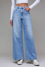 Medium Light Clean Stretch High Rise Wide Leg Hidden Jeans