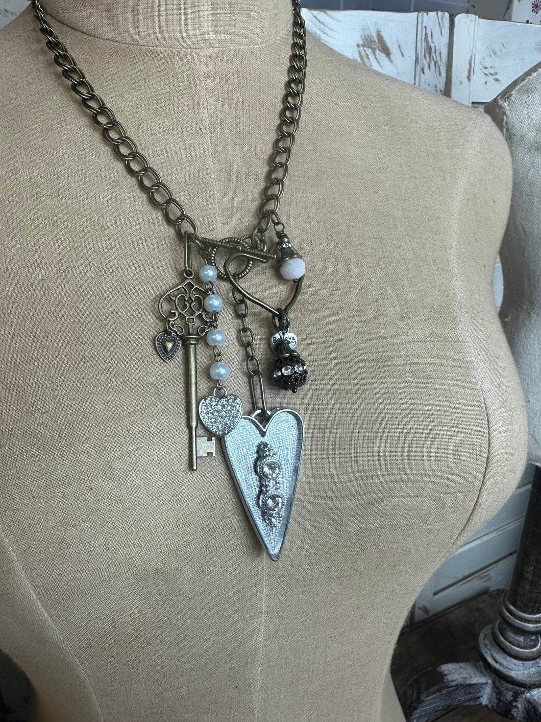 Gypsy Heart - Necklace 