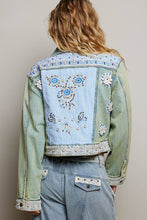 Cropped Pearl Studs Floral Patch Trim Denim Jacket: DENIM / M