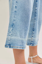 Medium Mid Rise Wide Crop Judy Blue Jeans