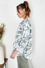 White Grey Camo Venti Top