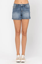 Medium Mid Rise 1" Hem Cuffed Judy Blue Shorts
