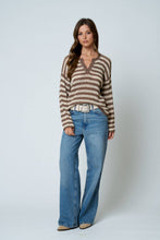 STRIPE RAW EDGE SPLIT NECK SHEER KNIT SWEATER : NAVY