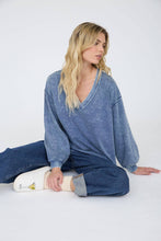 WASHED INVERTED SEAM DETAIL LONG SLEEVE KNIT TOP: MOCHA