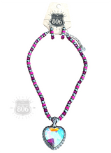 Rhinestone heart necklace: Fuchsia
