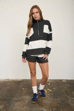 WIDE STRIPE HALF ZIP LONG SLEEVE KNIT TOP : HUNTER GREEN