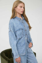 Chambray Washed Button Down Long Sleeve Shirt