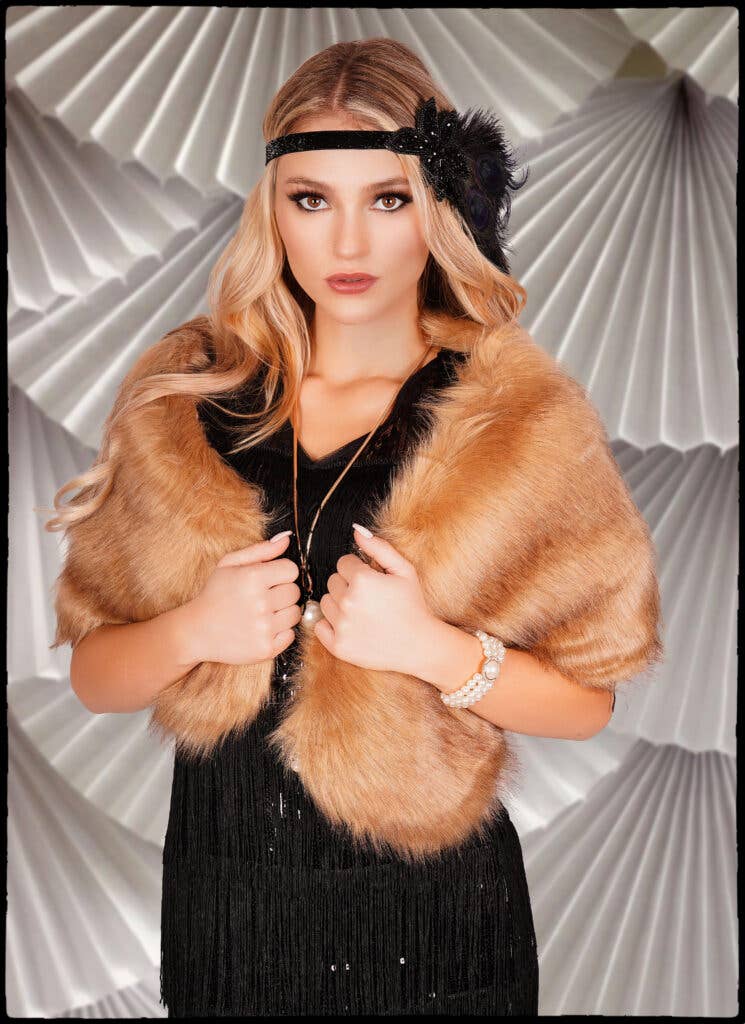 Brown Flapper faux fur cape