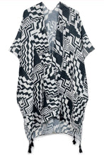 Black Geometric Art Kimono