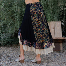 Black Bohoemia Mid-Length Skirt with Rayon Print