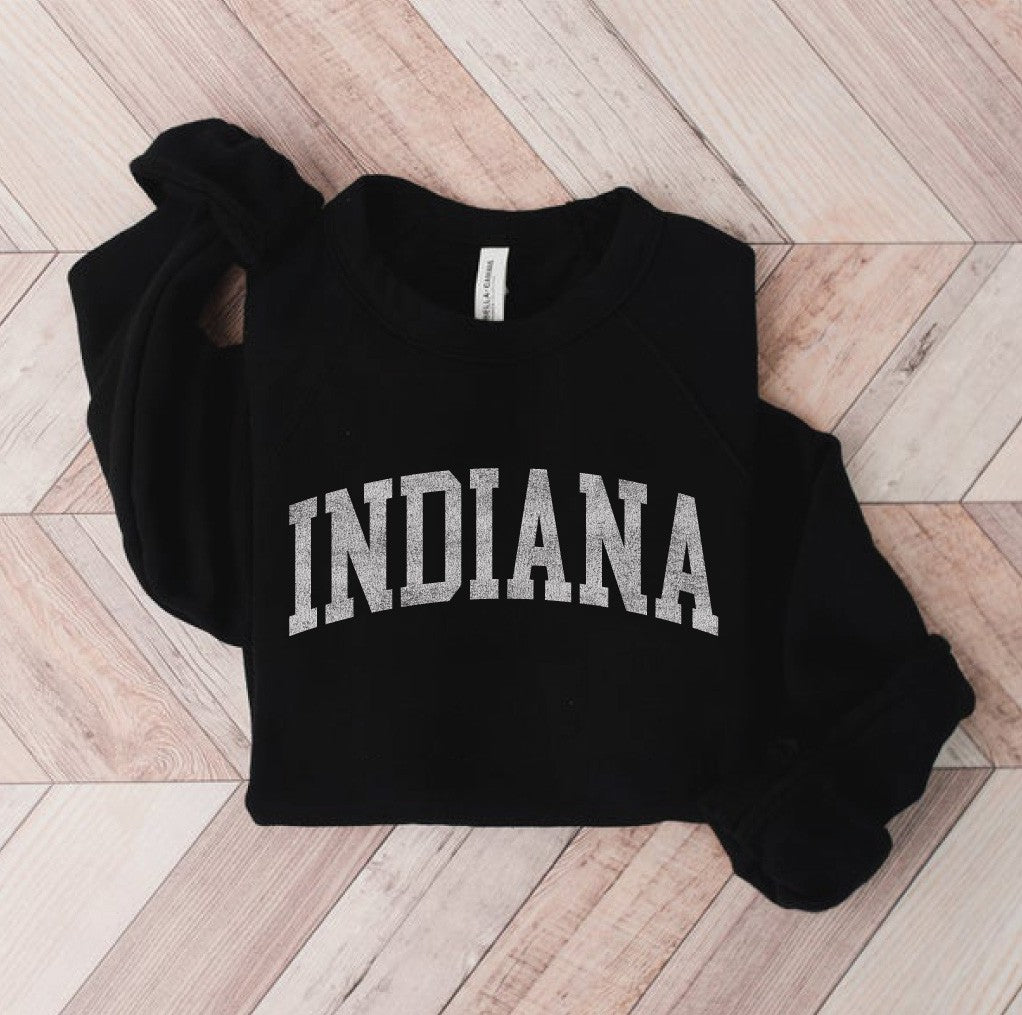 Black Indiana Graphic Fleece Relaxed Oat Pullover  3/13/23 4390