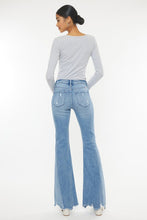 Medium Mid Rise Raw Hem Flare Kancan Jeans 4/10/23 5967