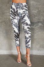 Grey White Palm Leaves Slim Belted Venti 6 Dress Pants 4/12/23 5984