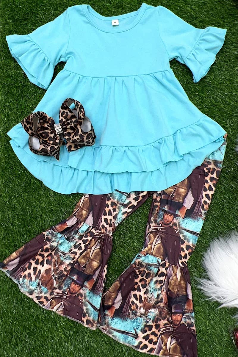 Turquoise Ruffle Tunic & Country Singer Printed Bells