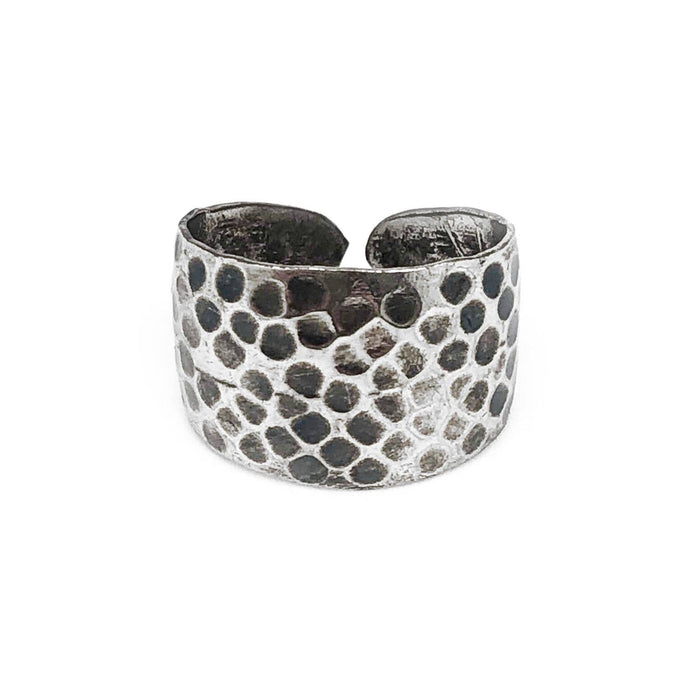 Kashi Allover Hammered Embossed Ring