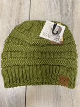 Variety Ponytail C.c. Beanie 10/28/21 9760