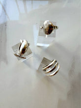 Dolphin Ring